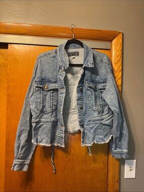 Maurices Light Blue Cropped Denim Jacket